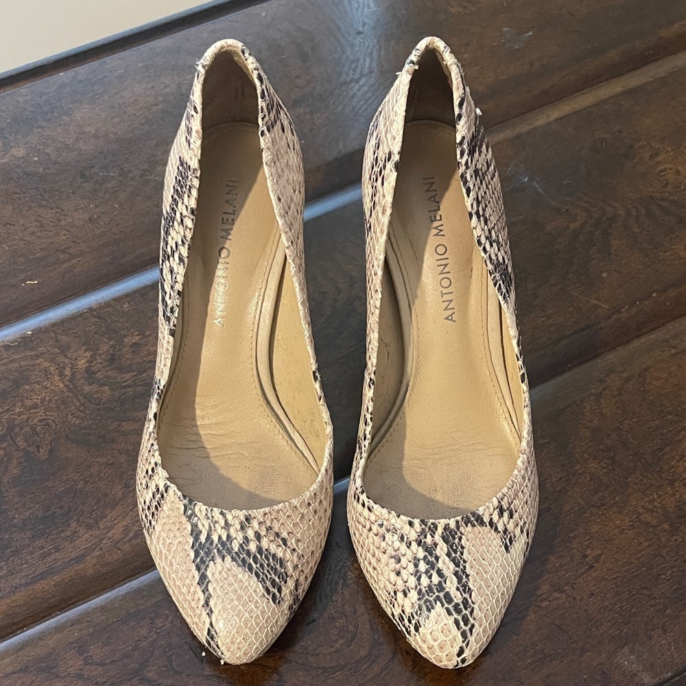 Antonio Melani Beige Snakeskin Heels